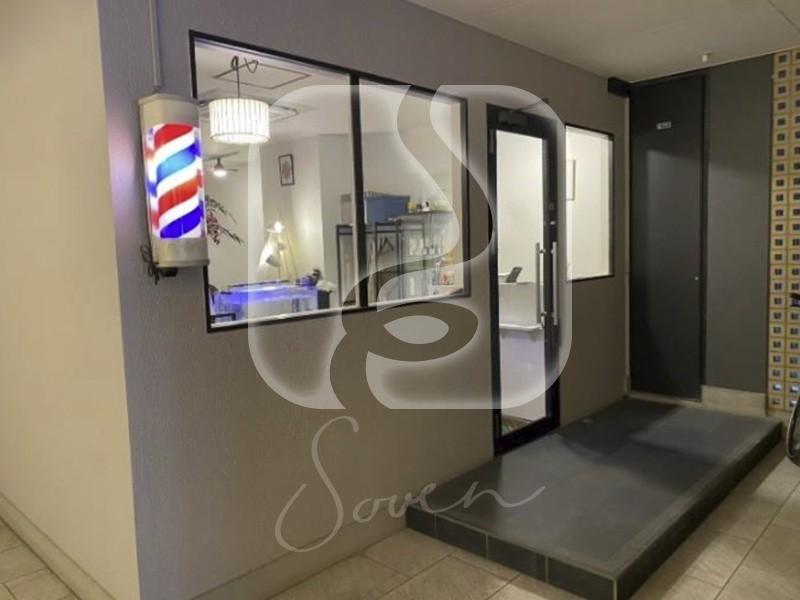 長堀橋駅徒歩約3分!/理容室居抜き/1階ビルイン店舗//BS286