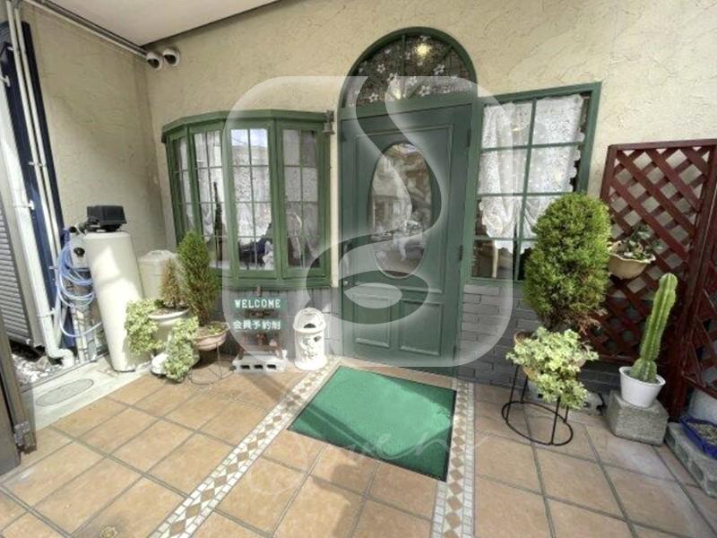 JR淡路駅徒歩約1分の駅近!/美容室居抜き/1階路面店舗//BHT124