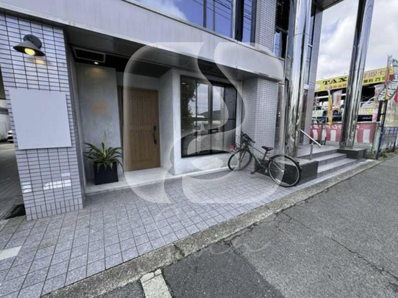 なかもず駅徒歩約9分！/ロードサイドの美容室居抜き/1階路面店舗//BX121