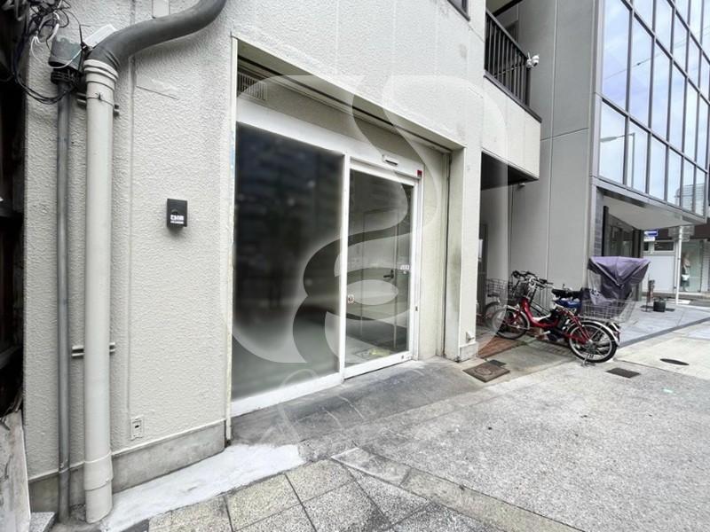 肥後橋駅徒歩約7分！/スケルトン/1階路面店舗//BS194