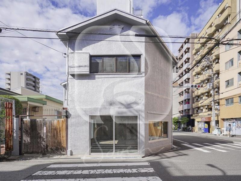 大国町駅徒歩約3分！/スケルトン/1階路面店舗//BS239